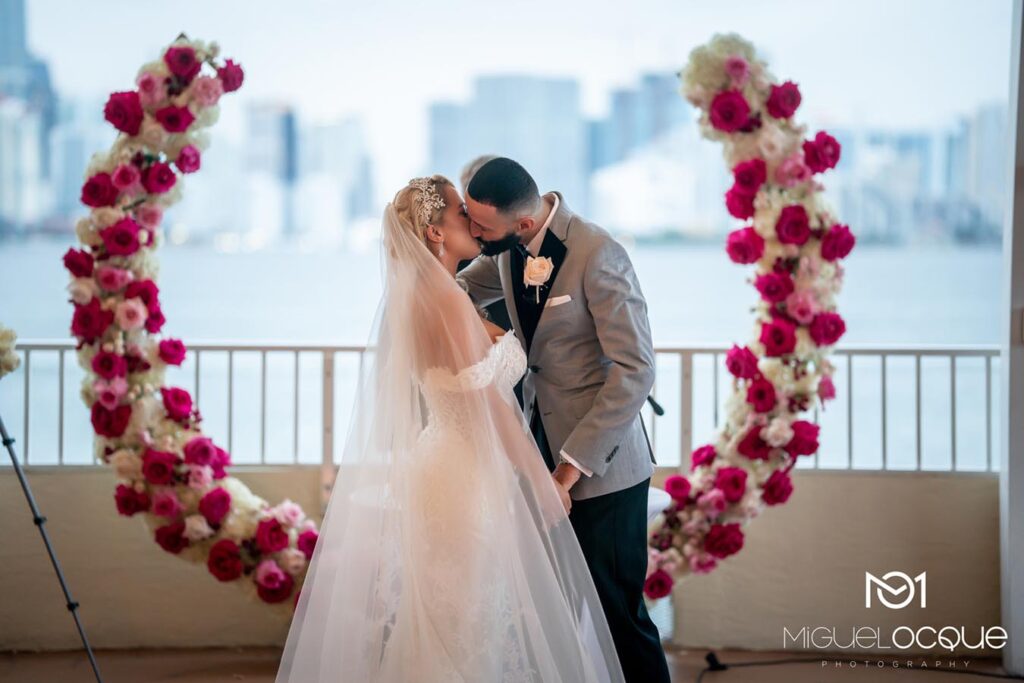 MIAMI WEDDING FLORISTS, A CREATION BY MARIO 