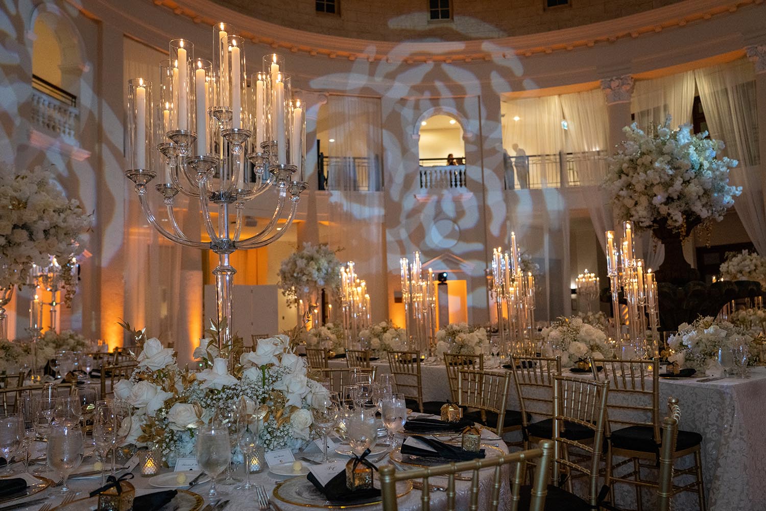 Ultimate Guide for Brides Getting Married in Miami: Everything You Need to Know Before Saying “I Do”